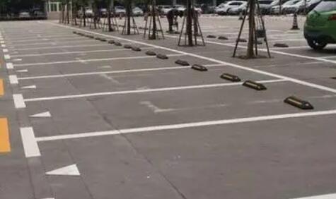 淮南有專業(yè)做車位畫線的嗎？飛揚為您提供優(yōu)質(zhì)解決方案！